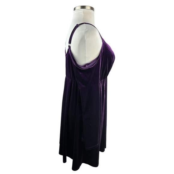 *Flawed Torrid Mini Velvet Cold Shoulder Surplice Dress Purple Size 1X No Tie - Picture 9 of 16